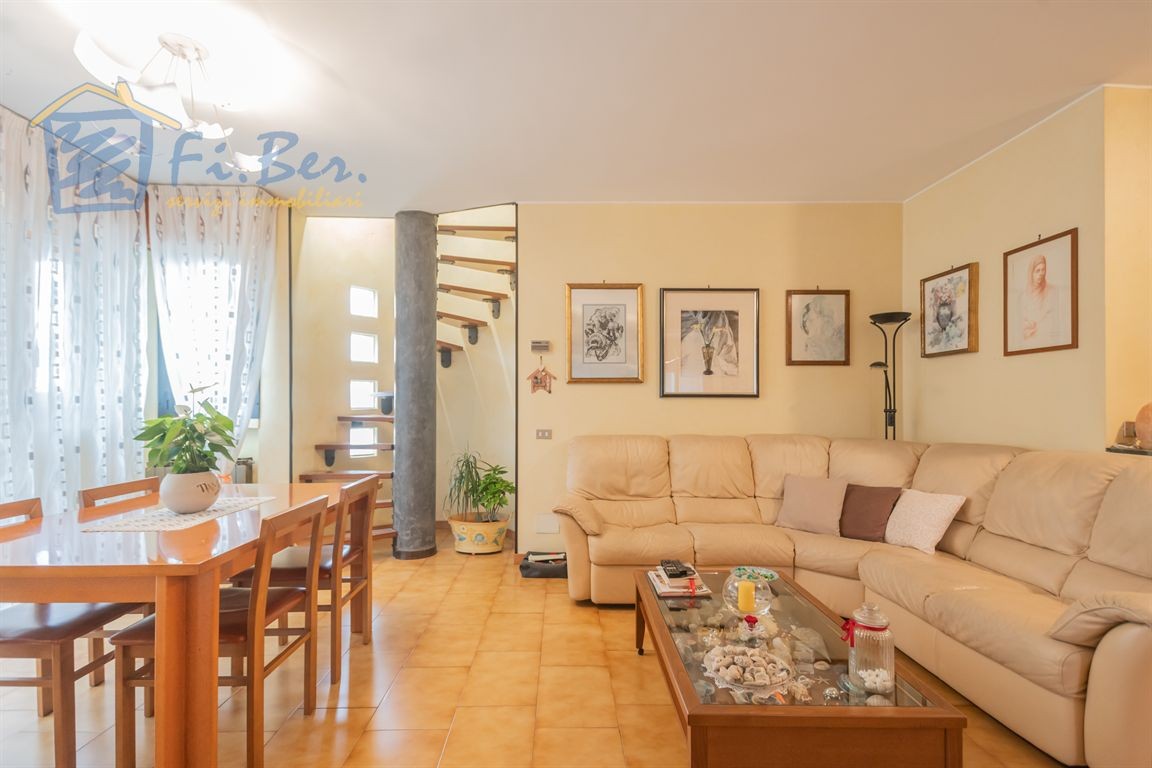 Pioltello - Limito: ATTICO e SUPERATTICO con TERRAZZO