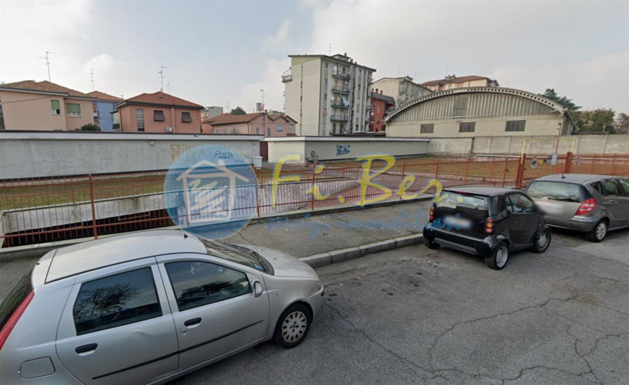 Pioltello - Via Bellini: BOX singolo